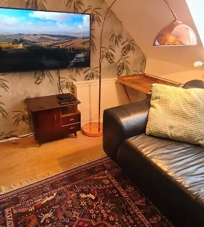 Apartment 3 Schlafzimmer &wohnkueche