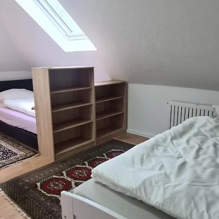 Apartment 3 Schlafzimmer &wohnküche *