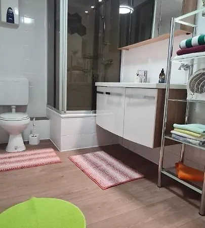 3 Schlafzimmer &wohnkueche Apartment Oberhausen (North Rhine-Westphalia)